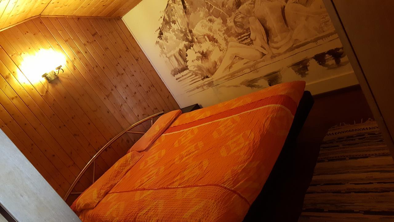 Inn Cari Molare